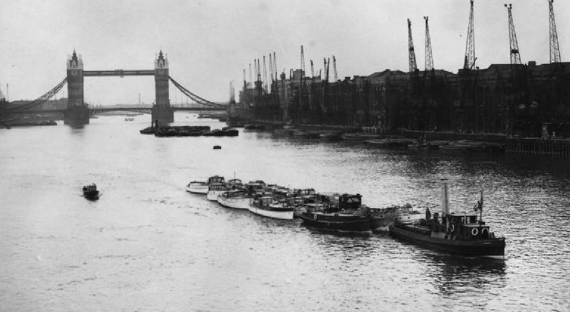Возвращение катеров на Темзу в Лондоне, после участия в эвакуации. 4 июня 1940 г.