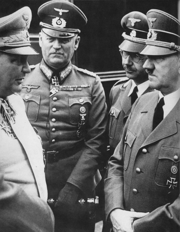 Адольф Гитлер, Герман Геринг, Вильгельм Кейтель и Генрих Гиммлер. 1941 г.