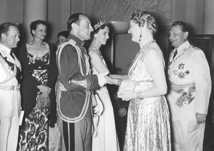 Герман Геринг с женой Эмми принимают принца Югославии Павла в замке Шарлоттенбург. 1939 г. 