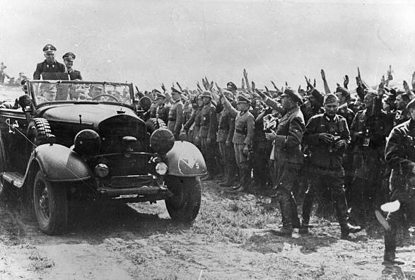 Адольф Гитлер в войсках. Бердичев. 1941 г.