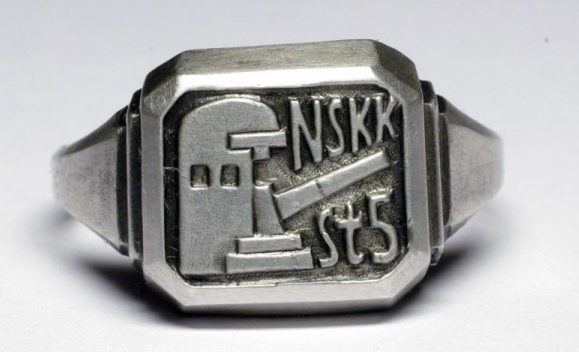 Наградной перстень из серебра 800-ой пробы Национал-социалистического механизированного корпуса (NSKK), 5-я моторизованная обергруппа (st 5). 