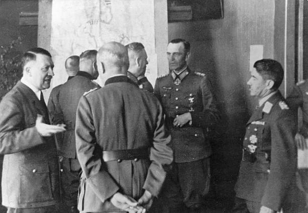 Адольф Гитлер на Восточном фронте. Полтава. 1942 г.
