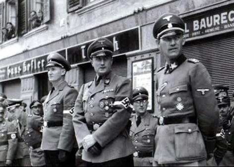 Артур Аксман на военном параде. 1942 г.