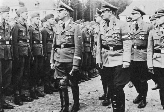 Артур Аксманн, Генрих Гиммлер и Гитлерюгенд. 1943 г. 