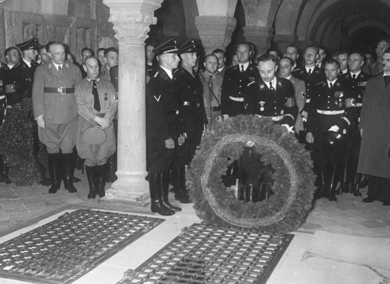 Карл Вольф на торжественной царемонии. 1938 г. 