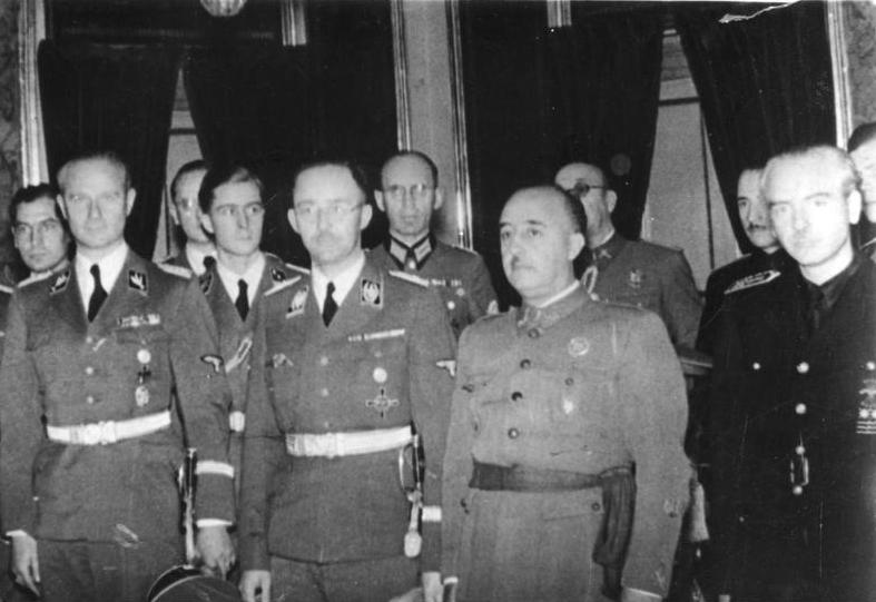 Карл Вольф во время встречи с Франсиско Франко и Рамоном Серрано Суньером. Испания. 1940 г.