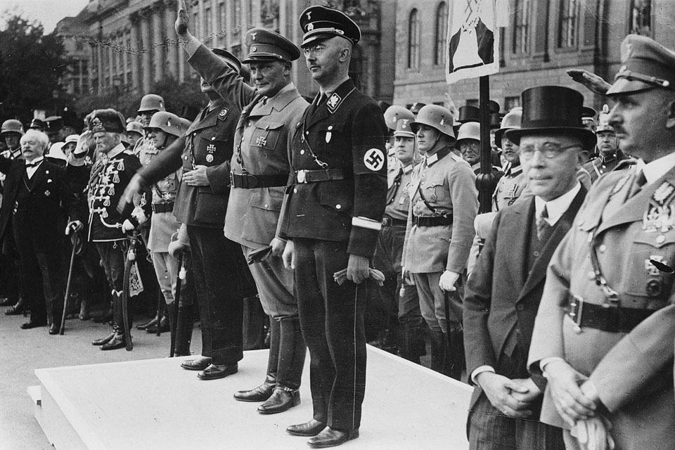 Герман Геринг и Генрих Гиммлер.1943 г.
