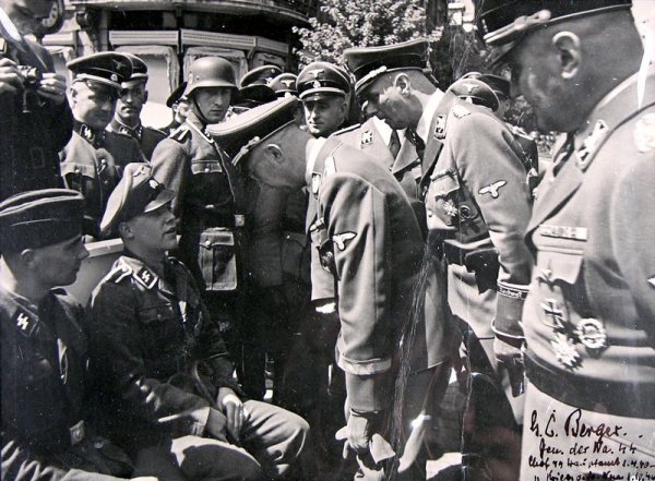 Кристиан Бергер Готтлоб на фронте. 1944 г.