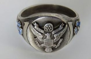 Патриотические кольца военнослужащих армии США.