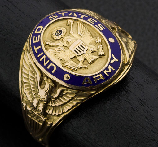 Патриотические кольца военнослужащих армии США.