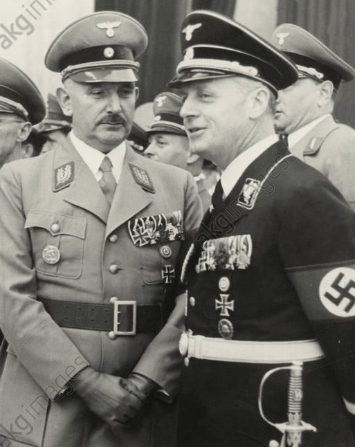 Руст Бернгард и Иоахим Риббентроп. 1938 г.