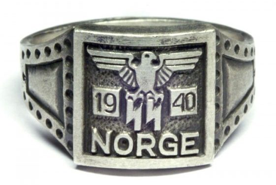 Памятный серебряный перстень дивизии СС «Norge» с надписью «Norge» и датой - 1940. Перстень изготовлен из серебра 830 пробы с применением чернения. 