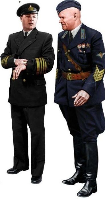 Генералы и адмиралы. 