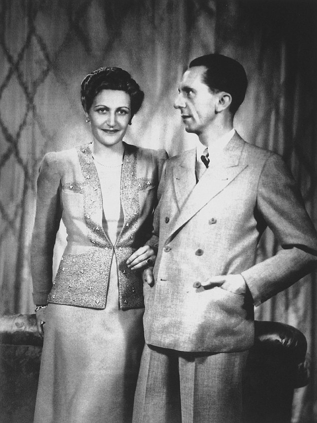Йозеф Геббельс с женой. 1931 г.