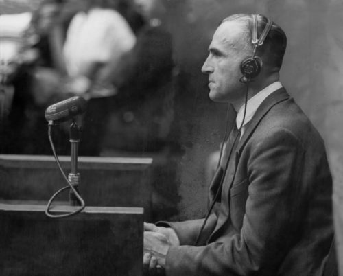 Вернер Бест на Нюрнбергском процессе. 1948 г.