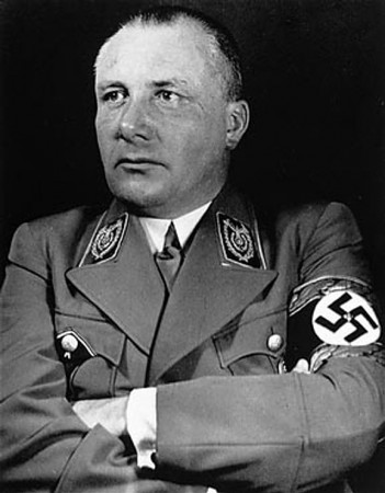 Мартин Борман. Руководитель Партийной канцелярии НСДАП. 1939 г.