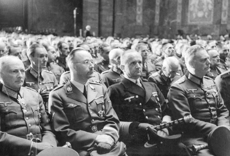 Карл Денниц, Гюнтер фон Клюге, Генрих Гиммлер и Вильгельм Кейтель. 1944 г.