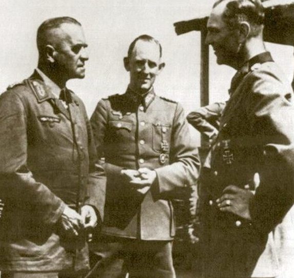 Вальтер Гейтц и Шмундт Рудольф. Сталинград. 1942 г.