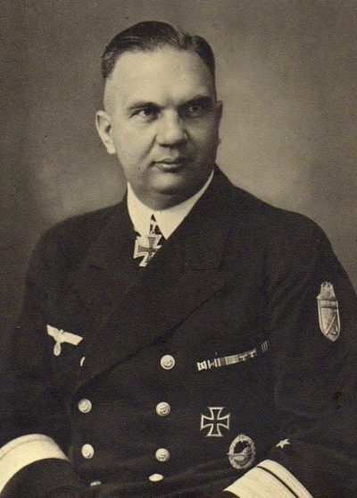 Эрих Бэй. Контр-адмирал.