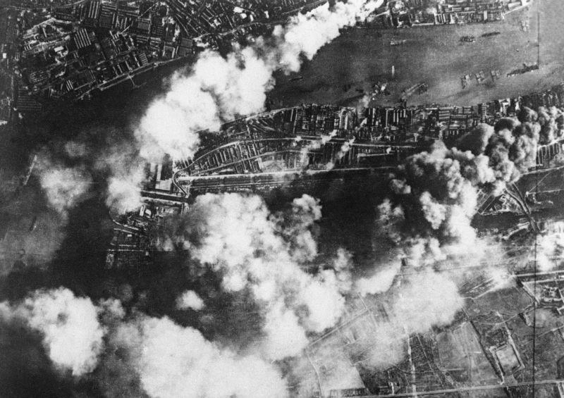 Аэрофотосъемка лондонских верфей после налета. 7 сентября 1940 г.
