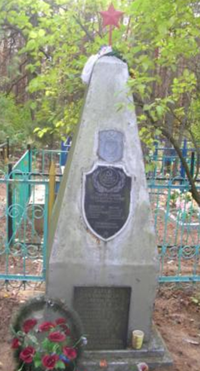д. Осман-Касаево Белыничского р-на. Братская могила на кладбище, в которой похоронено 19 партизан, погибших в 1943-1944 годах.