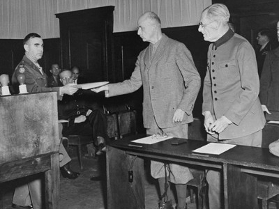 Максимилиан Вейхс в суде. Нюрнберг. 1947 г.