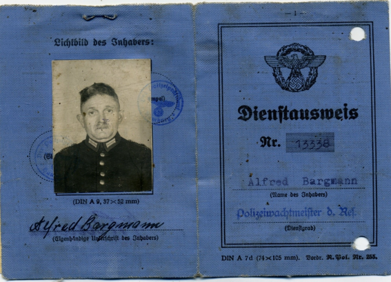 Удостоверения полицейского Гамбурга.