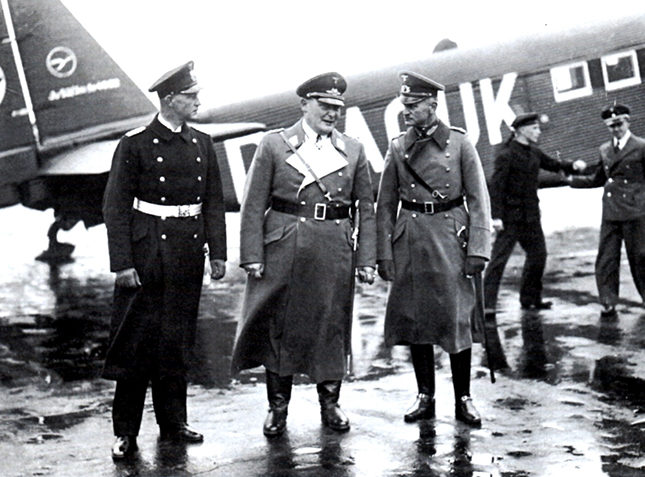 Йоханнес Бласковиц и Герман Геринг. 1934 г. 