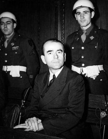 Альберт Шпеер на Нюрнбергском процессе. 1946 г.