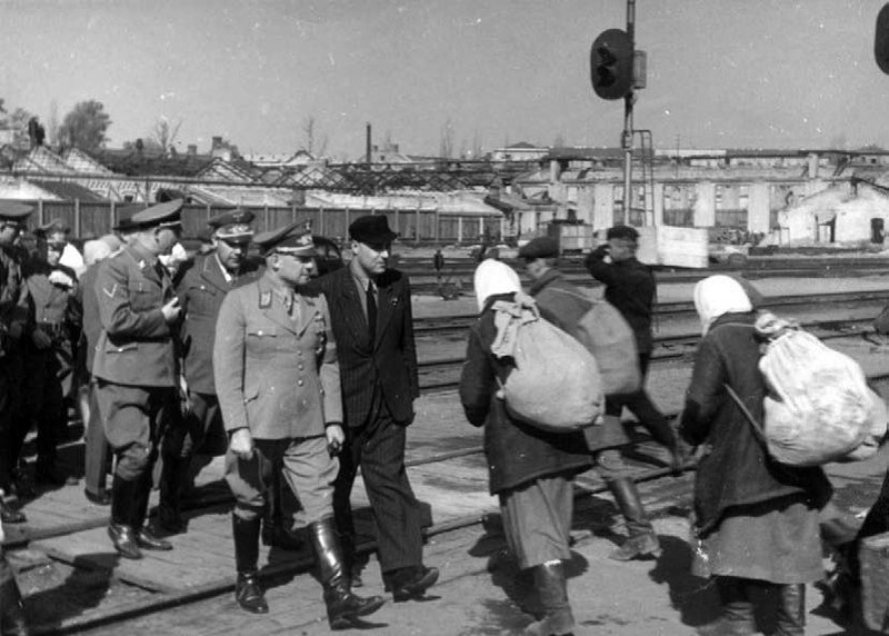 Фриц Заукель в Киеве. 1942 г.