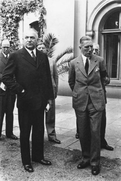 Константин Нейрат и фон Папен. 1932 г.