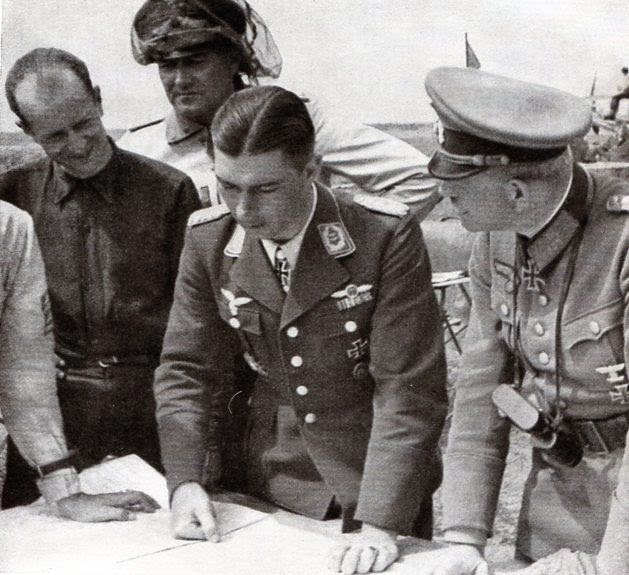 Гейнц Гудериан и Вернер Мельдерс. 1941 г.