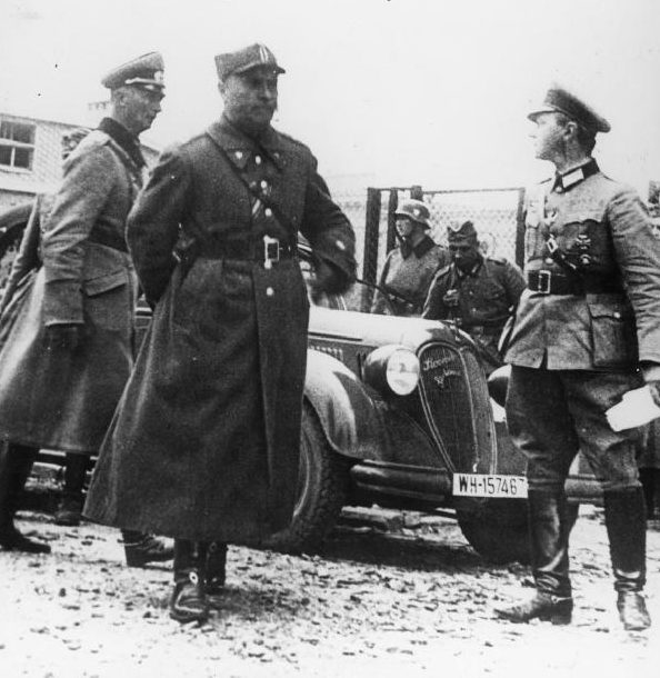 Йоханнес Бласковиц и Тадеуш Кутжеба на переговорах о капитуляции. Польша. 1939 г.