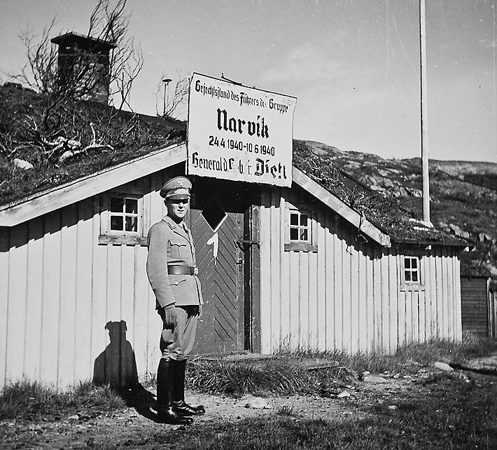 Эдуард Дитль на базе горных стрелков. Норвегия. 1942 г.