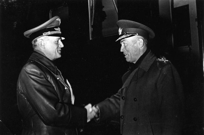 Иоахим Риббентроп и Ион Антонеску. 1943 г.