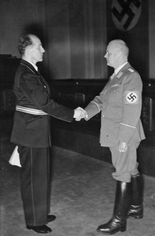 Отто Тирак и Роленд Фрейлер. 1942 г. 
