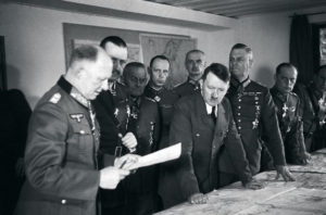 Франц Гальдер на совещании у Гитлера. 1940 г.