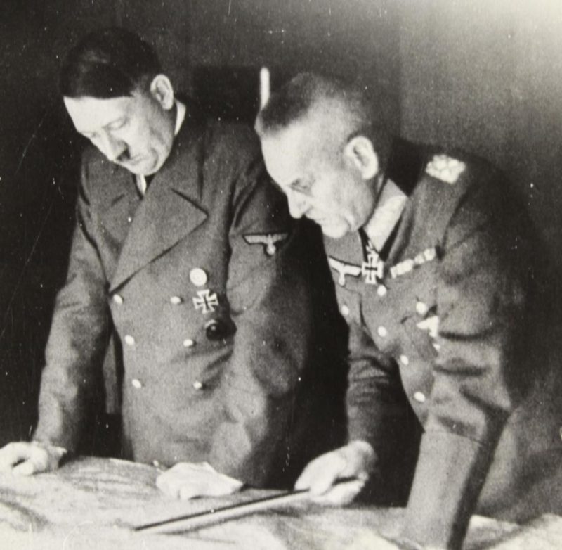 Франц Гальдер и Адольф Гитлер. 1941 г.