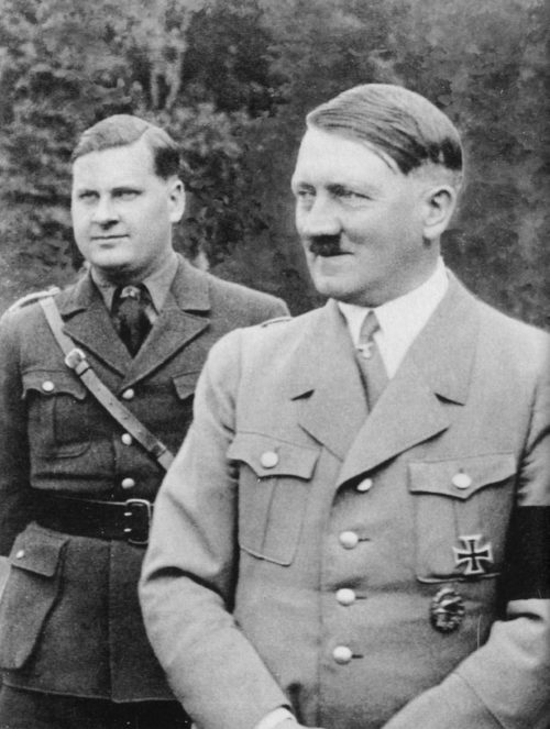 Бальдур Ширах и Адольф Гитлер. 1939 г.