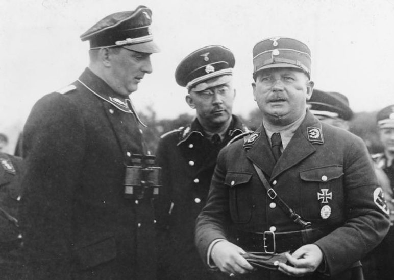 Эрнст Рем, Генрих Гиммлер и Курт Далюге. 1933 г.