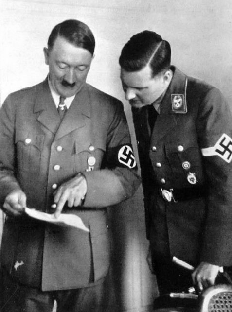 Бальдур Ширах и Адольф Гитлер. 1940 г.