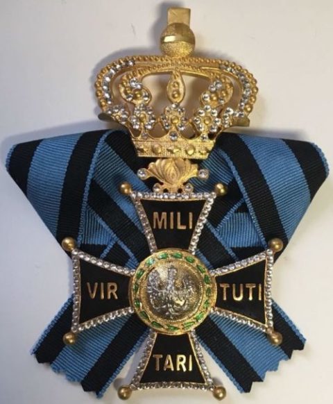 Аверс Большого креста ордена Виртути Милитари.