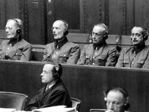 Лотар Рендулич на Нюрнбергском процессе. 1948 г.