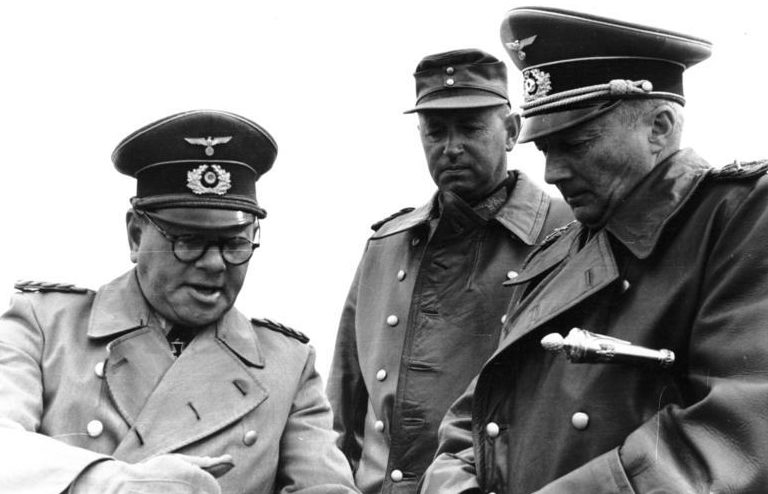 Ганс Клюге, Феликс Швальбе и Фридрих Нойманн. 1944 г.