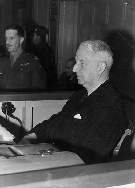 Эрих фон Манштейн на судебном процессе. 1945 г.