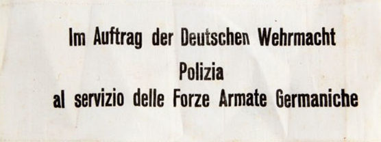 Нарукавная повязка военной полиции в Италии.