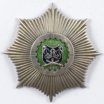 Аверс и реверс полкового знака 8-го Плоцкого полка легкой артиллерии им. короля Болеслава Кривоустого.