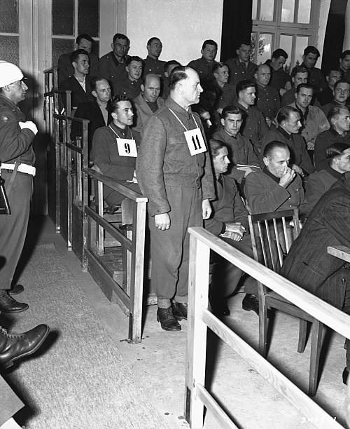 Зепп Дитрих на Нюрнбергском процессе. 1945 г.