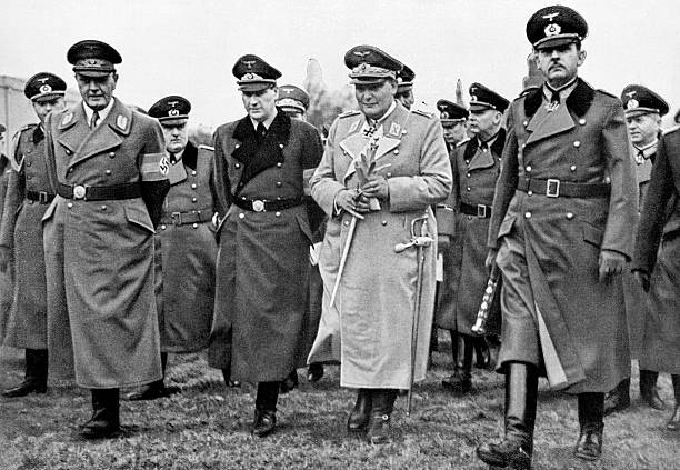 Вильгельм Лист, Герман Геринг и Бальдур фон Ширах на выставке о немецкой армии. Вена 1941 г.