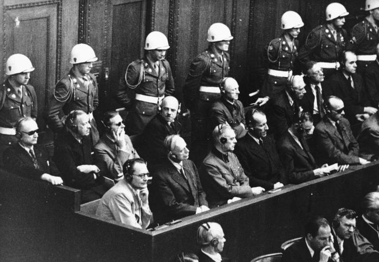 Альфред Йодль на Нюрнбергском процессе. 1946 г.
